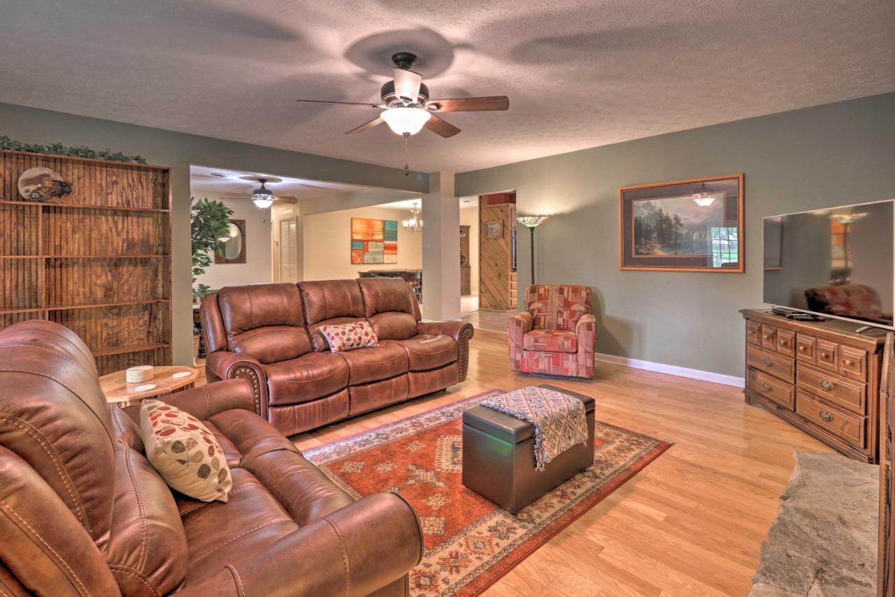 Hendersonville Home With Fire Pit 5 Mi To Downtown! Eksteriør billede