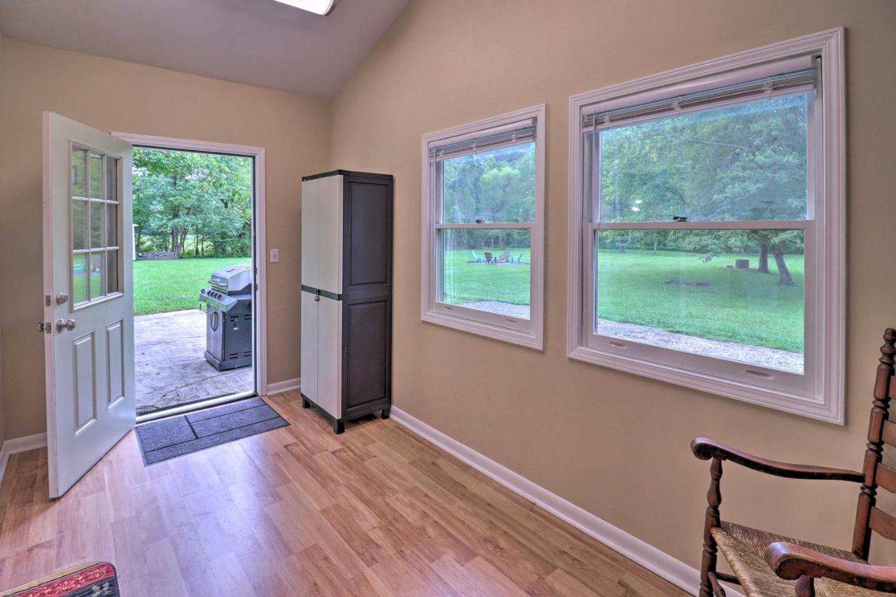 Hendersonville Home With Fire Pit 5 Mi To Downtown! Eksteriør billede