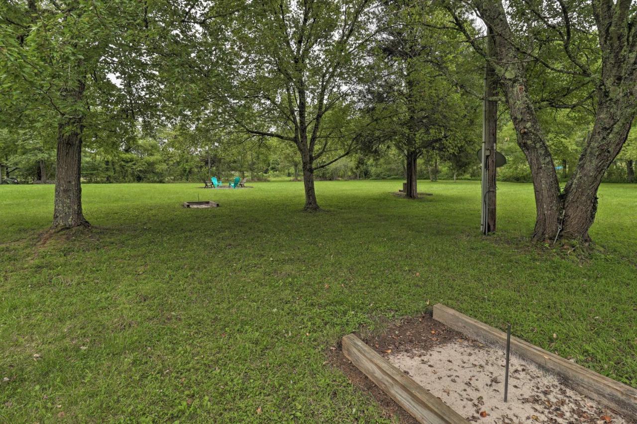 Hendersonville Home With Fire Pit 5 Mi To Downtown! Eksteriør billede